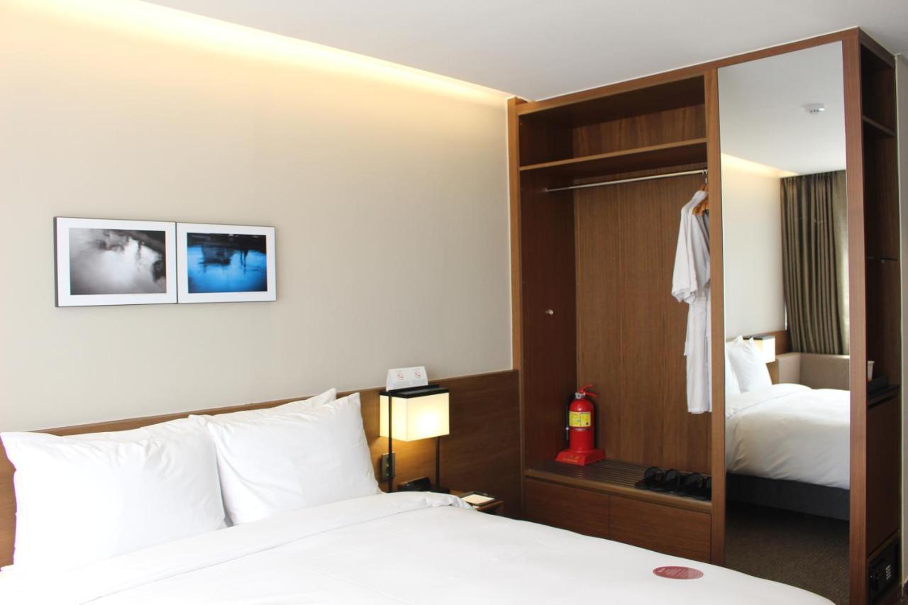 Ramada Encore By Wyndham Busan Haeundae Ngoại thất bức ảnh